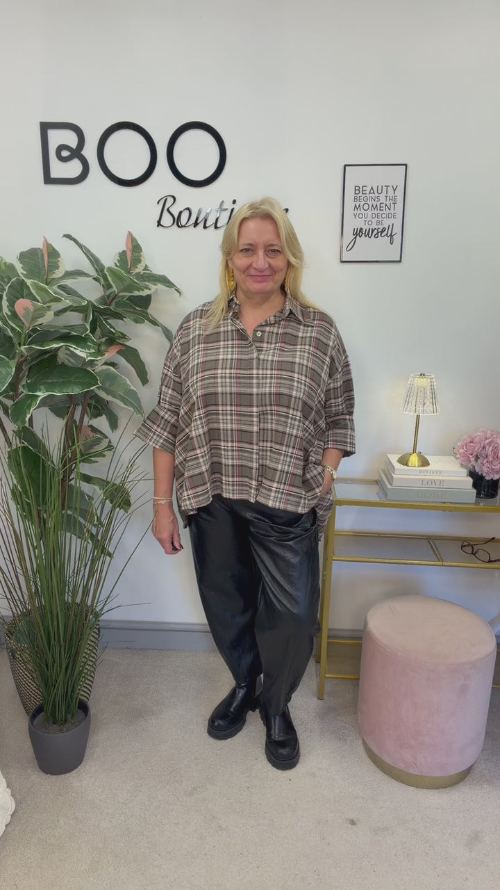 The BETSY check high low shirt - red and mocha